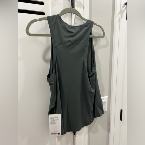 Lululemon NWT High Neck Run and Train Tank Size 12 Smoked Spruce - Picture 4 of 4